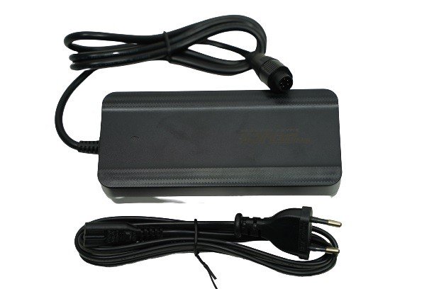 Accu oplader 42v / 2.0ah 5-pins aansluiting (113-4-c)