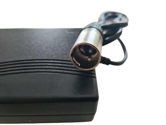 Accu oplader 48V / 2.0Ah 3 pin (113-3-a)