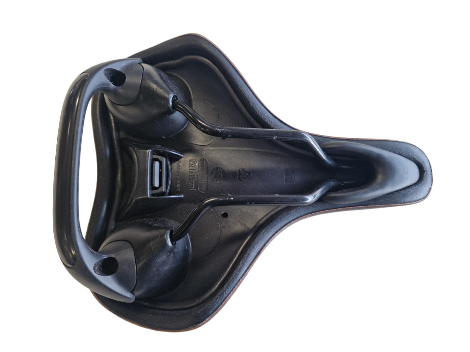 Zadel Breed Bruin met handgreep (85-3-f)