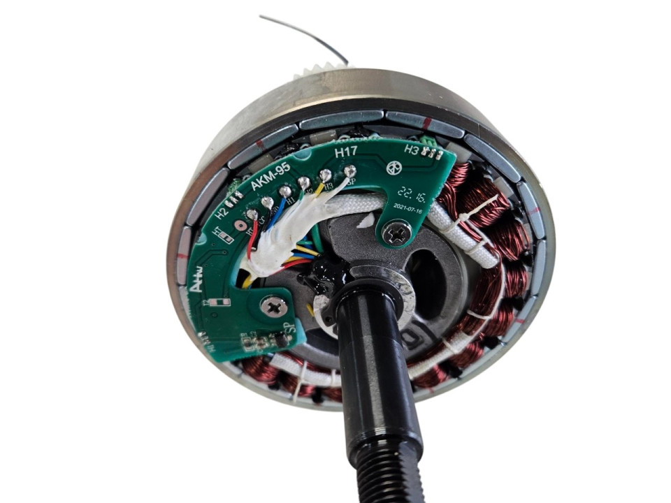 (226A5a) binnenwerk achterwielmotor 95RX 9 pins (Troy)