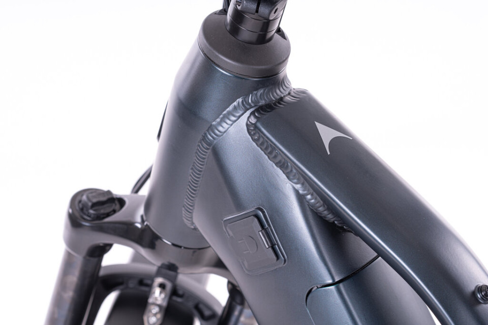 Levit Flueco midstep 2026 - midnight sky - elektrische hybride SUV fiets