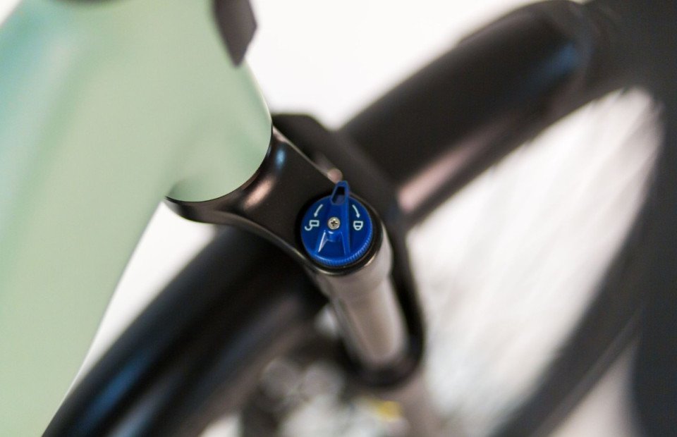 Tomos EB 19 - minted green matt - elektrische stadsfiets - dames