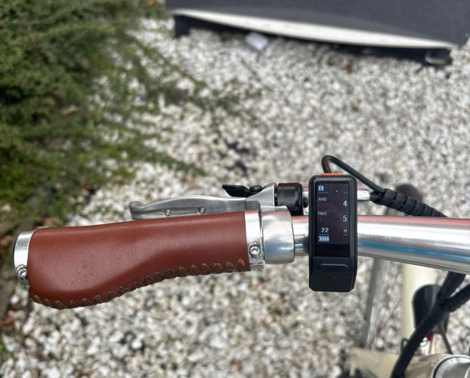 Qivelo Urban Lifestyle - wit - elektrische herenfiets - Achterwielmotor - Rijklaar